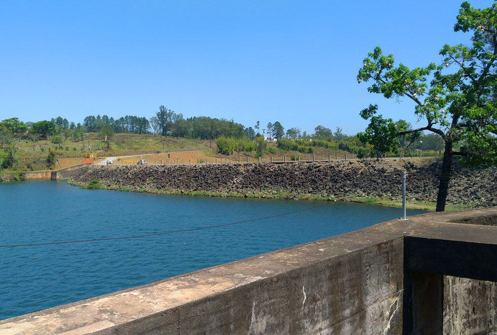 Represa Paiva de Castro, também conhecida como Represa do Juqueri, em Franco da Rocha