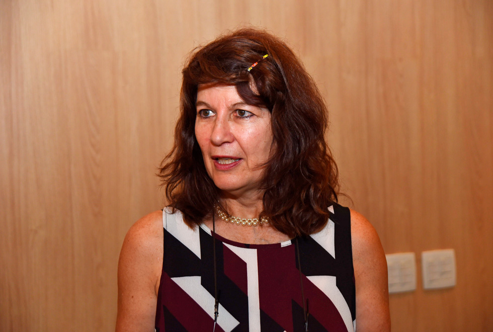 Maria Elina Estébanez, professora da Universidade de Buenos Aires e coautora do "Manual de Valência"