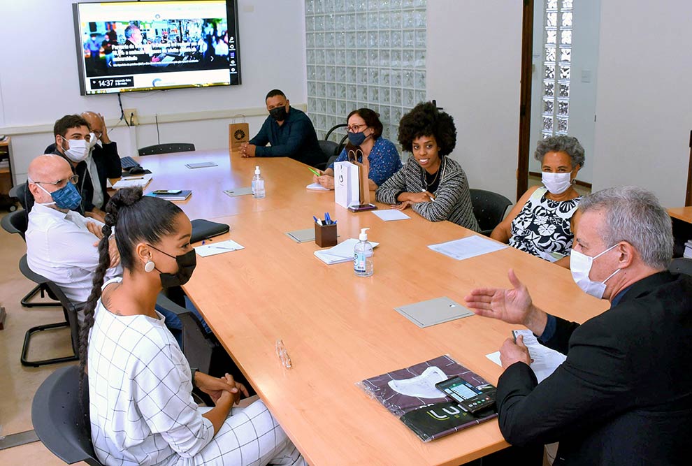 O tema da reunião foi o intercâmbio entre universidade e poder público municipal