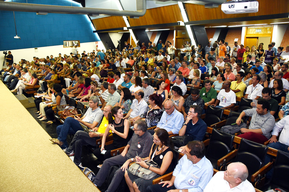 Evento levou grande público ao auditório da CDC