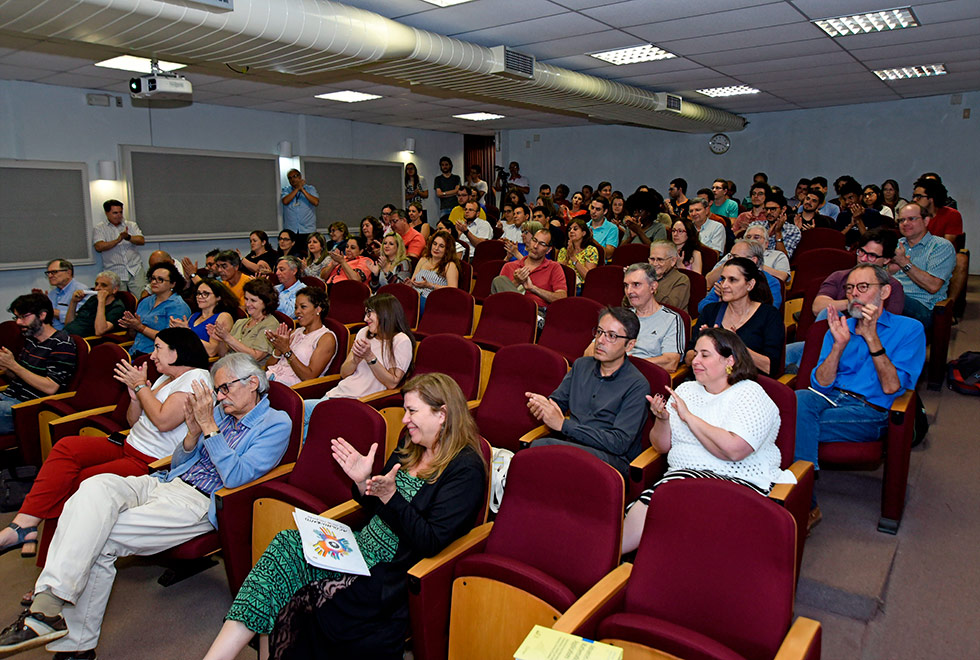 plateia do auditório, no lançamento do livro