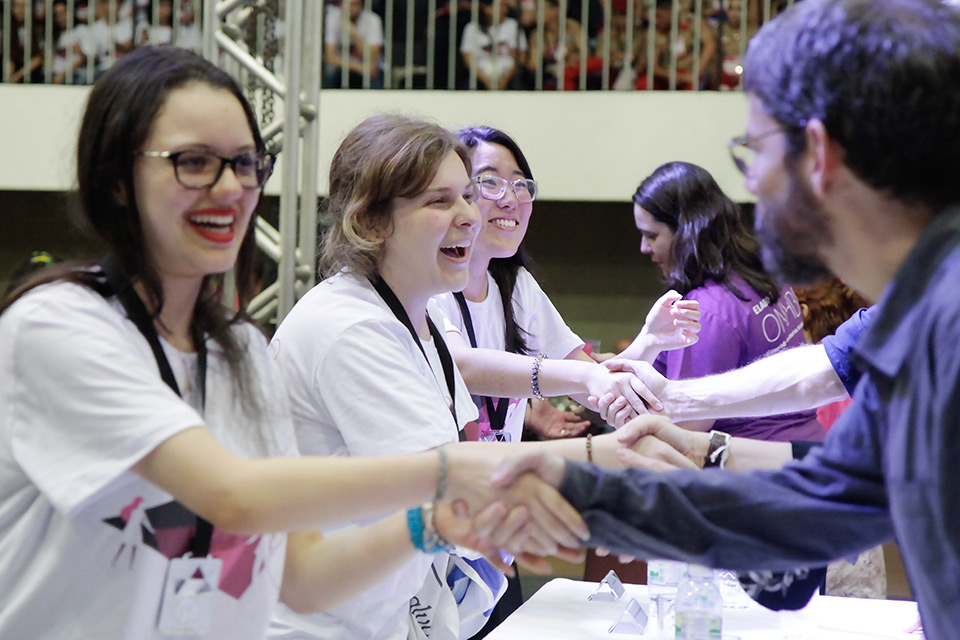 Premiação durante Olimpíada Nacional de História na Unicamp