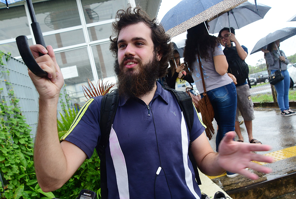 André Batista de Lima concorre a vaga ao curso de artes visuais