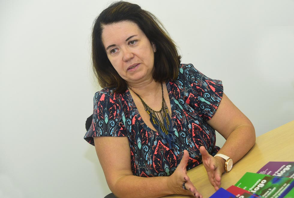 A professora Inês Petrucci diz que Pibid foi o melhor programa de formação institucionalizado