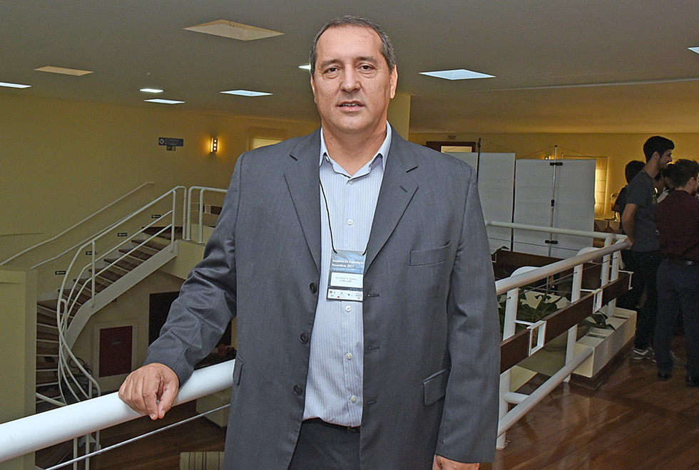 Professor Auteliano Santos, um dos organizadores do evento