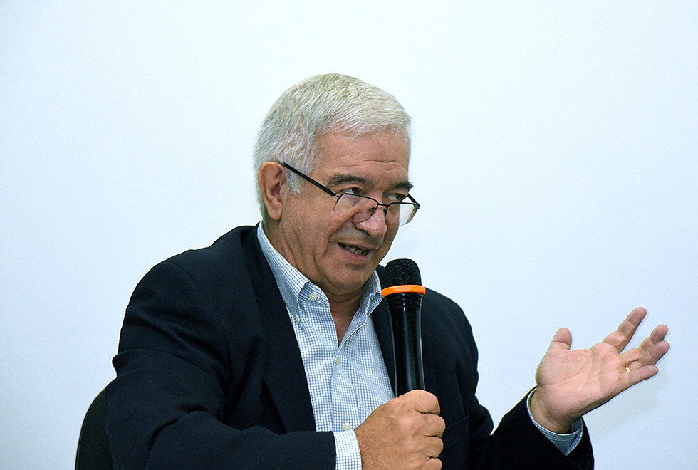 O professor Fernando Costa, coordenador de pesquisas sobre doença falciforme