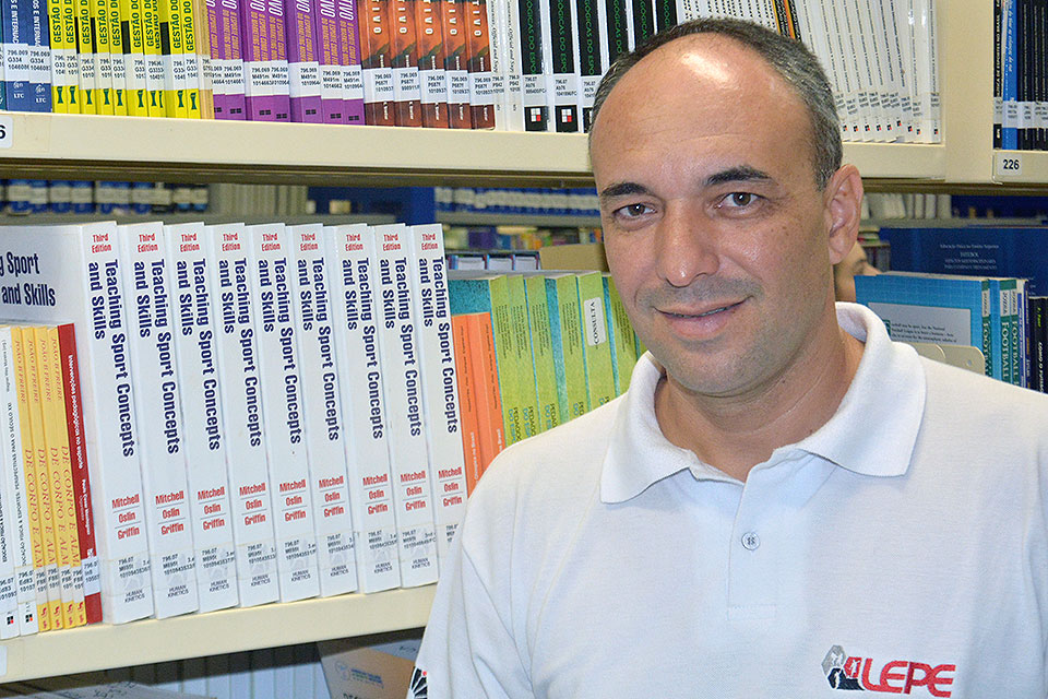 Alcides Scaglia, professor de Ciência do Esporte na FCA