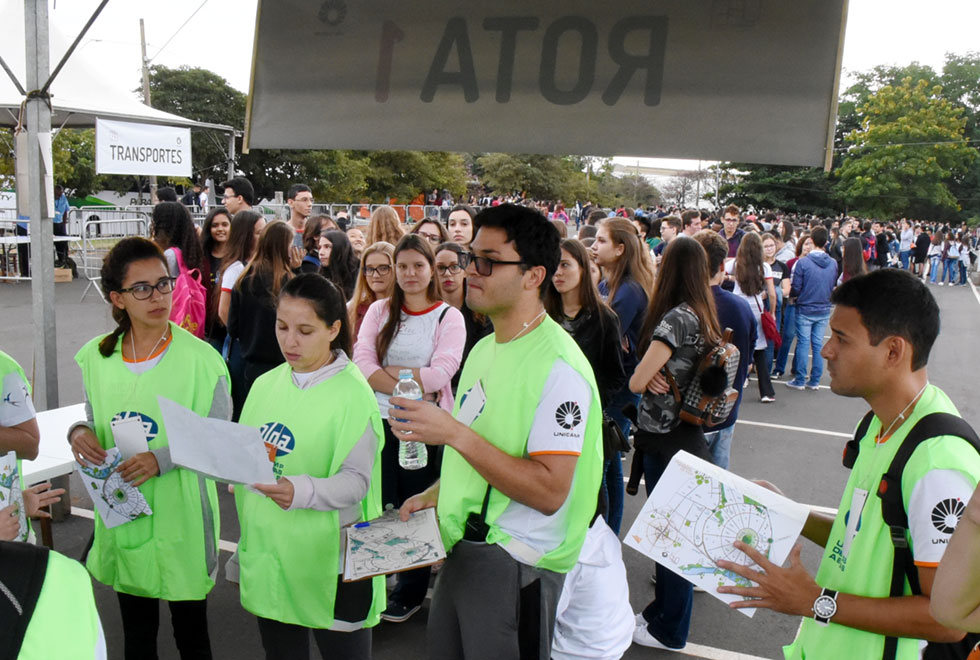 Delegações chegando na UPA 2018