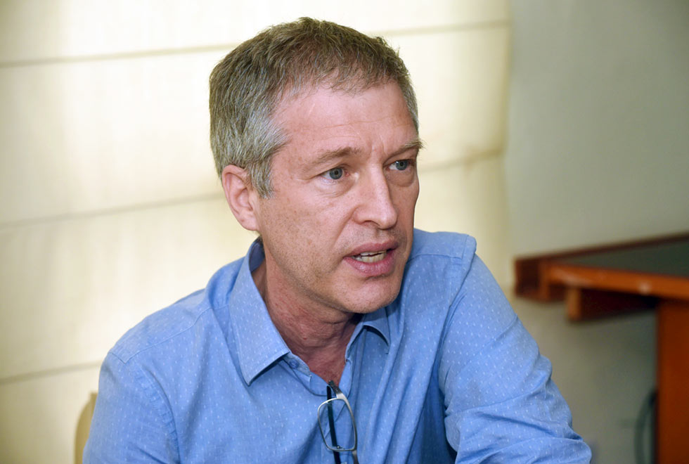 Professor Denis Schiozer, diretor do Cepetro