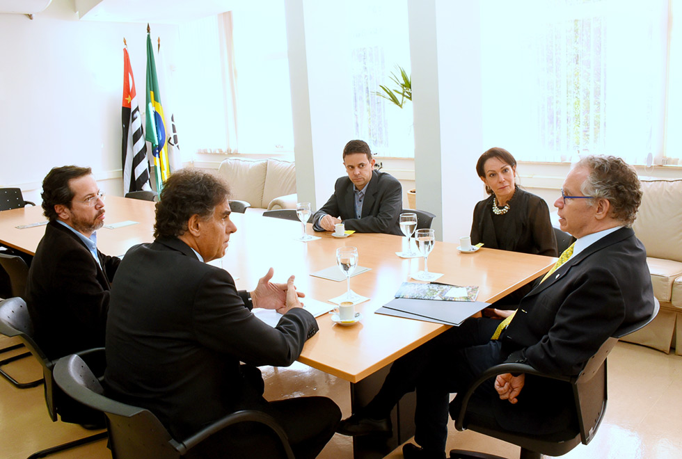 Vieira de Mello e Marcelo Knobel discutem detalhes do convênio entre Unicamp e Escola Nacional de Magistrados do Trabalho