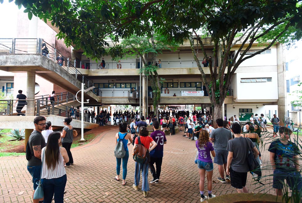 Segundo dia da segunda fase do Vestibular 2020. Ciclo Básico 2 em Campinas