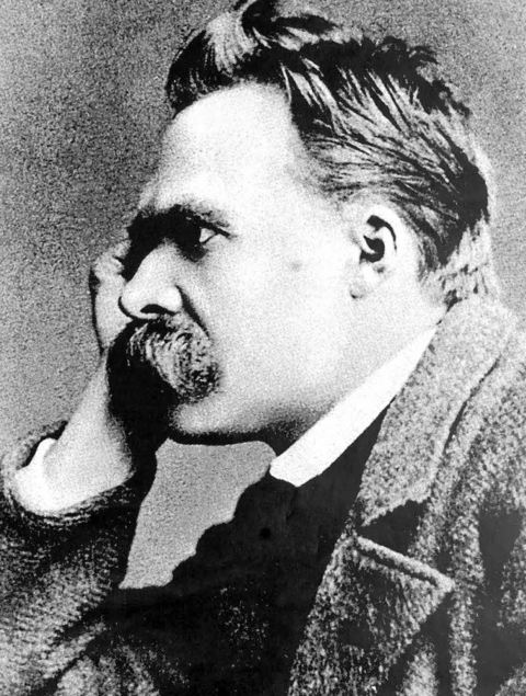 Obras de Nietzsche conduzem o conteúdo do curso livre de filosofia