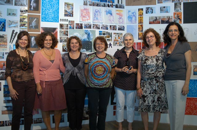 As artistas visuais que integram o grupo Antropoantro, em registro de exposição anterior. Foto: Antonio Scarpinetti (Ascom-Unicamp)