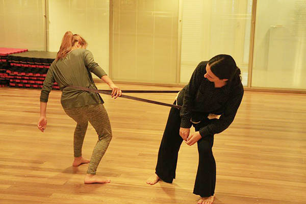 Treino de Dança coordenado pela bailarina Daniela Bescow (Foto: Ricardo Lemos Ribeiro)