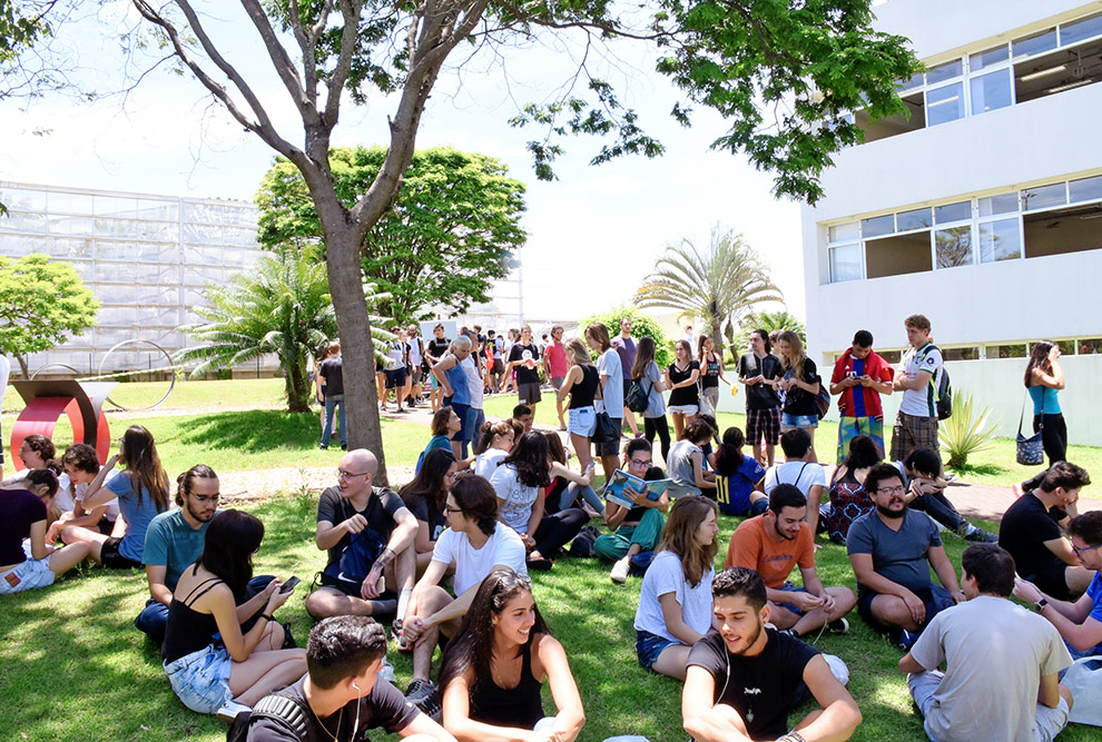 A segunda fase abordou temas que estão presentes na trajetória escolar dos estudantes