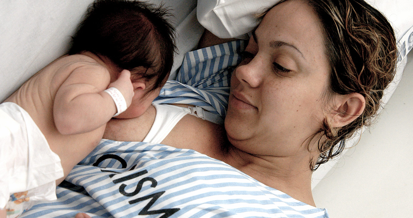 Mãe e filho no Hospital da Mulher “Prof. Dr. J.A. Pinotti” (Caism) | Foto: Antoninho Perri