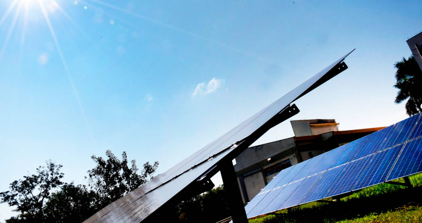 Placas da primeira usina fotovoltaica na Unicamp