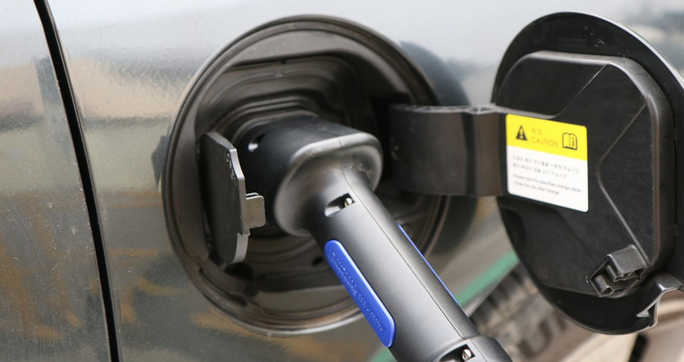 Na contramão de um movimento global, país necessita de políticas públicas mais claras e robustas para avançar na promoção da mobilidade elétrica, destaca artigo Na contramão de um movimento global, país necessita de políticas públicas mais claras e robustas para avançar na promoção da mobilidade elétrica, destaca artigo