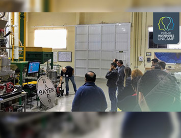 Modelo de cooperação firmado pela Inova Unicamp e Crop Science Bayer já resultou em transferência de material e convênio de P&D no setor agrícola Modelo de cooperação firmado pela Inova Unicamp e Crop Science Bayer já resultou em transferência de material e convênio de P&D no setor agrícola