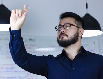 Startup é pioneira na venda de lentes para óculos a baixo custo