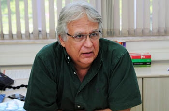 Professor Orlando Fontes
