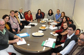 Reunião para discutir Congresso de Extensão Reunião para discutir Congresso de Extensão