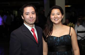 Alan Suto e Grace Deaecto na cerimônia de premiação