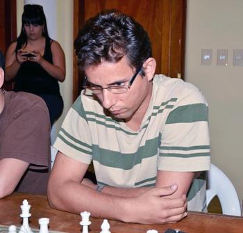 Acadêmico é novo Mestre Nacional de Xadrez - UERR - Universidade Estadual  de Roraima
