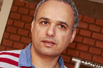 O organizador, Eduardo Granado