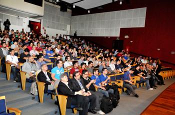 Público presente ao Intel Software Day 2012