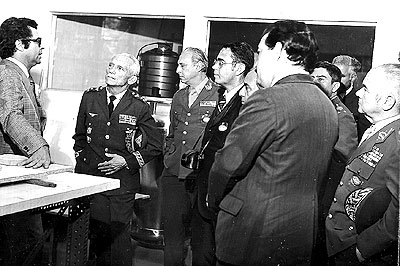 Manuel Sobral Jr. recebe delegação de militares na Faculdade de Engenharia