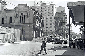 Demolição da Igreja do Rosário, em 1956 (Coleção Arthur Pereira Villagelin Centro de Memória Unicamp)