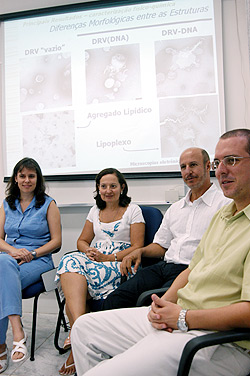 Lucimara Gaziola de la Torre (à esq.) e Rogério Silva Rosa (à dir.), autores, respectivamente, de tese e dissertação: contribuições para as pesquisas 
