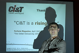 César Gon, da Ci&T: mais de 50% dos funcionários dominam o inglês (Foto: Antoninho Perri/Antônio Scarpinetti)