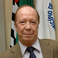 Edgar Salvadori de Decca, coordenador-geral da Universidade