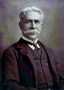 Em 1902, em Londres, como ministro plenipotenciário (Foto: Fundação Joaquim Nabuco)