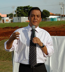 Silvio Felix da Silva, prefeito de Limeira: mais doutores e expansão econômica (Fotos: Antonio Scarpinetti)