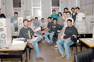 Alunos em sala de aula do Instituto de Computação: reação positiva (Fotos: Neldo Cantanti)