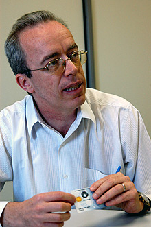 O professor Marco Aurélio Amaral Henriques, coordenador de projeto piloto no CCUEC: “Nada pode acontecer de anormal ou suspeito quando se trata de uma cadeia de confiança” (Fotos Antoninho Perri )