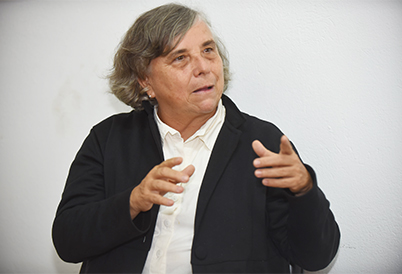 A idealizadora e coordenadora executiva do Programa de Extensão Colmeias, professora Josely Rimoli